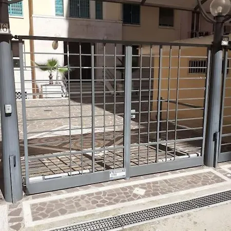 Appartement Loft Universita, Centro, Vicino Metro B, Wifi